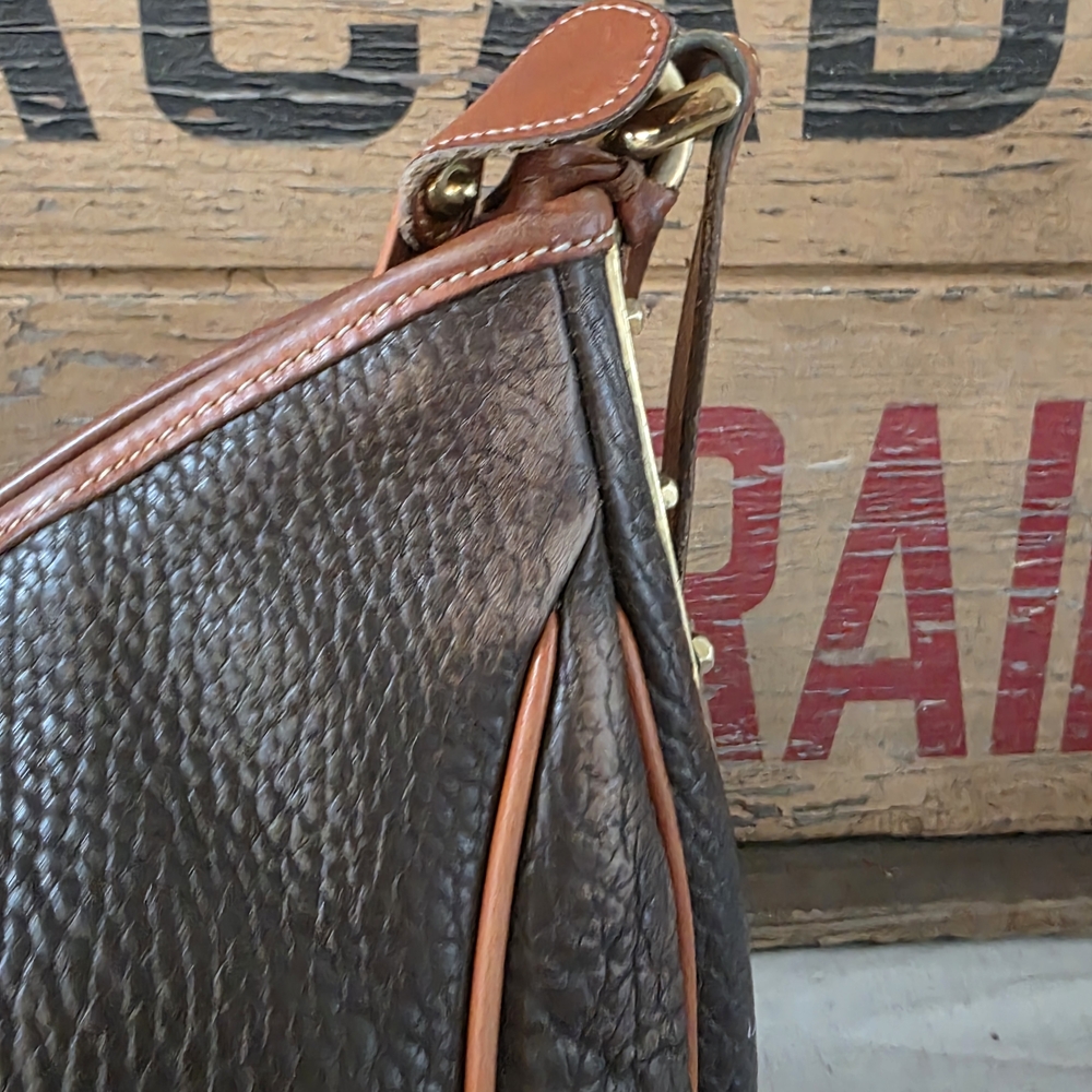 Vintage Dooney & Bourke Brown All Weather Leather Crescent Hobo - Picture 8 of 16